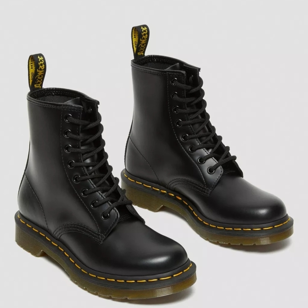 Dr. Martens 1460 Women Size 6 Black Smooth Lace Up Boots